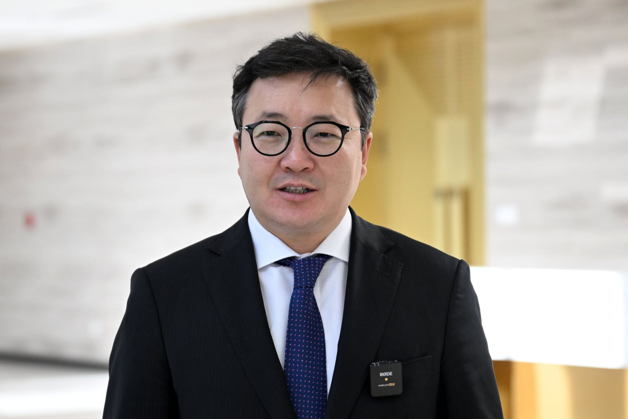 Ж.Сандагсүрэн: Нийтийн эзэмшлийн 50 байршилд ухаалаг авто зогсоол барина